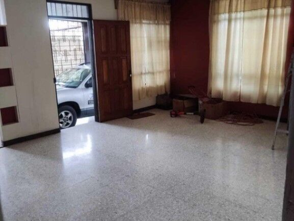 Venta de Casa + APTO en San José.  en San Sebastián, San José — ₡ 75 000 000