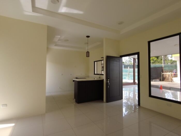 Venta de Casa en San Rafael de Heredia. RAH 26-159 en San Rafael, Heredia — $179,000