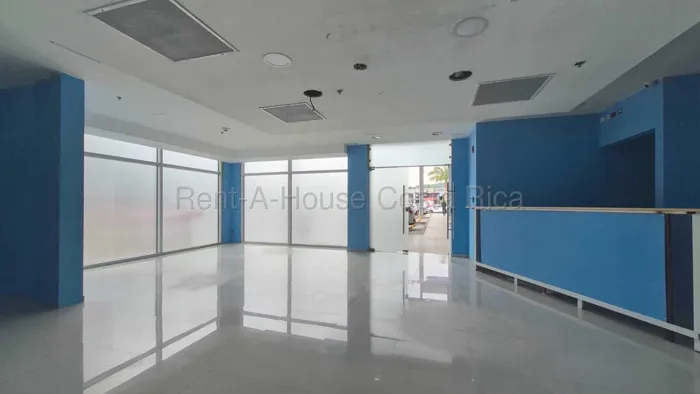 Venta de local comercial de 266 m² en Plaza Murano, Santa Ana #26-2045 GS en Salitral, Santa Ana, San José — $780,000 - Foto 2 de 11