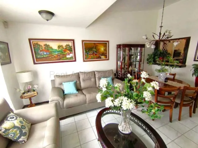 ALQUILER DE HERMOSA CASA EN RESIDENCIAL EN LAGUNILLA DE HEREDIA. en Heredia — ₡ 585 000 - Foto 2 de 8