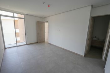 Apartamento en Santa Ana en Santa Ana, San José — $2,000 - Foto 3 de 23
