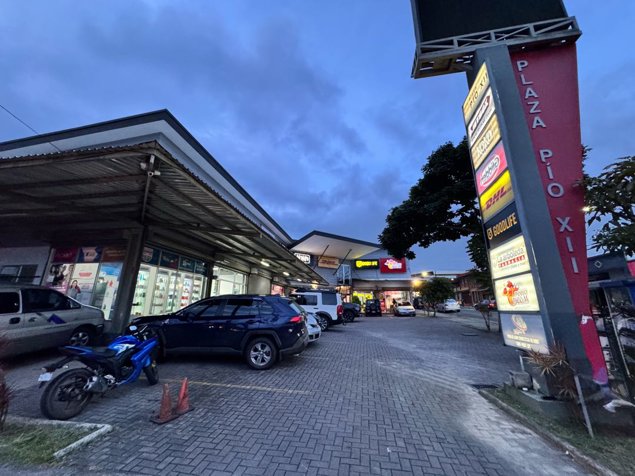 Alquiler de local comerciales en Cartago. María Auxiliadora in Occidental, Cartago — $1,200 - Photo 2 of 17