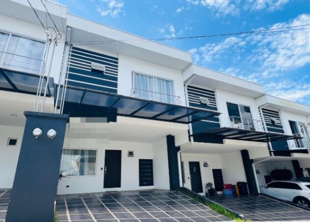 Venta de Casa en Condominio, Santo Domingo de Heredia. RAH 26-308  in San Miguel, Santo Domingo, Heredia — $165,000