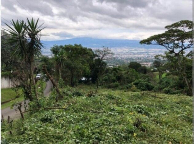 Venta de Lote en San Antonio de Escazú. RAH 24-1824 in San Antonio, Escazú, San José — $1,990,000