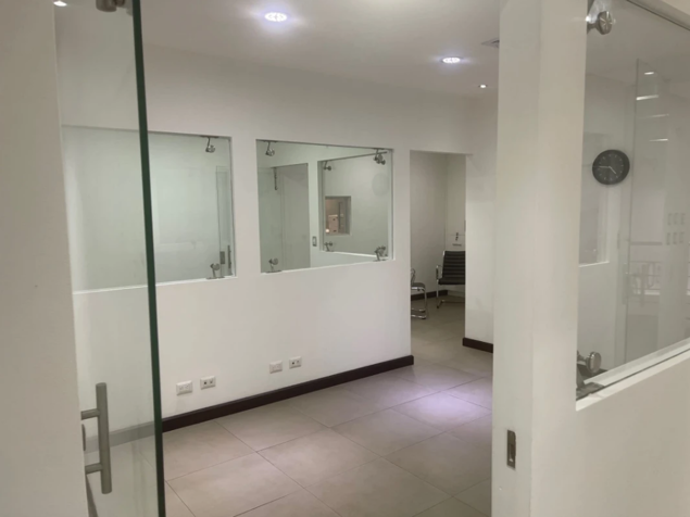 VENTA DE BODEGA RADIAL LINDORA OFIBODEGAS DEL OESTE en Pozos, Santa Ana, San José — $1,420,650 - Foto 3 de 9