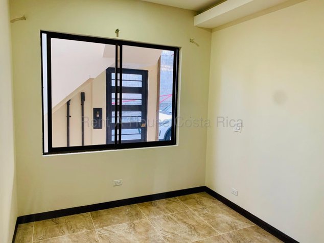 Venta de Casa con 2 Apartamentos en San Diego, La Unión. RAH 27-78 in San Diego, La Unión, Cartago — ₡ 137 000 000