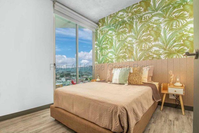 Alquiler de Apartamento Amueblado en Secret Sabana #27-268 GS in Mata Redonda, San José — $1,240