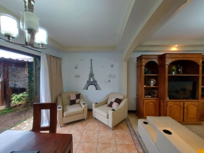 Se vende casa cerca de Mall Oxigeno en San Francisco Heredia 25-268 in San Francisco, Heredia — ₡ 125 000 000 - Photo 3 of 19