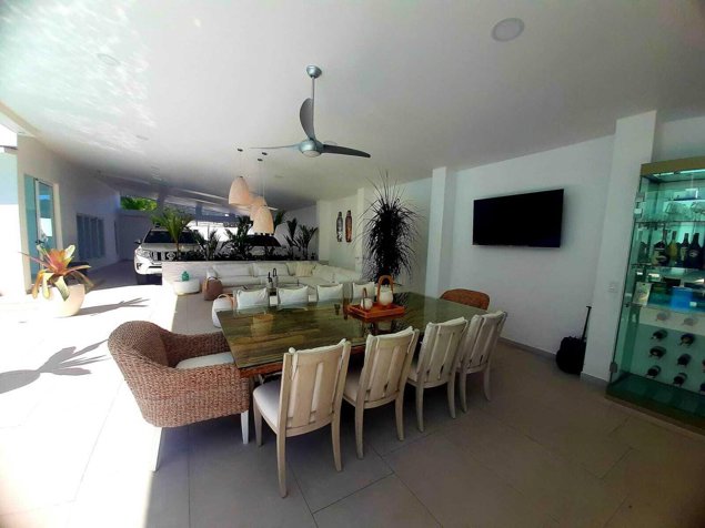 Venta de residencia contemporánea de lujo completamente amueblada en Escazú #26-175 GS en Escazú, San José — $2,400,000 - Foto 2 de 13