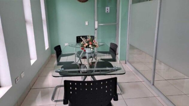 VENDO EDIFICIO PARA INVERSIÓN; COLEGIO SECUNDARIO EN ASERRÍ-SAN JOSÉ. en Aserrí, San José — $1,999,000