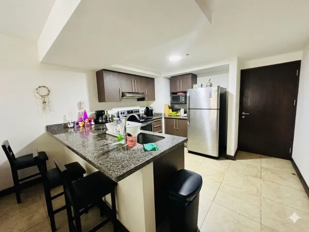 Se vende apartamento en La Uruca con amenidades en Uruca, San José — $198,000 - Foto 2 de 6