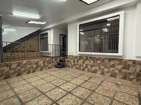 Alquiler de Casa en Curridabat 26-1861 in Granadilla, Curridabat, San José — $1,190
