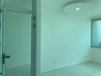 Alquiler de Oficina en Montes de Oca, San José. RAH 25-149 en San Pedro, Montes De Oca, San José — $1,500 - Foto 4 de 7