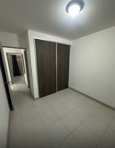 Alquiler de casa en Condominio Akari en San Antonio, Alajuela — ₡ 400 000