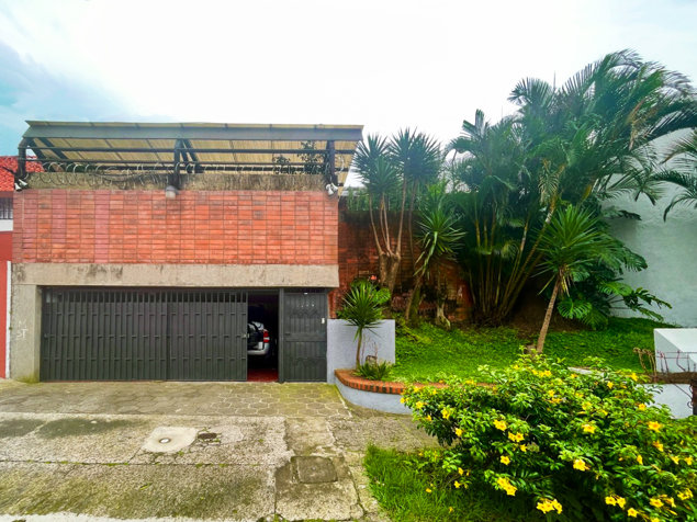 Se vende Casa independiente en Montelimar, Goicoechea (AD). en Calle Blancos, Goicoechea, San José — $340,000