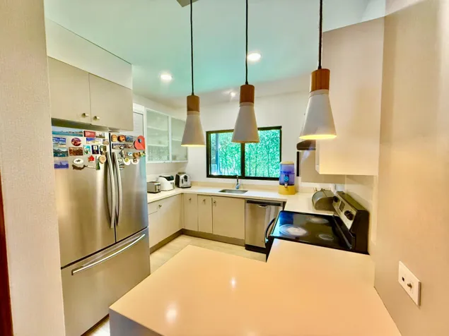 Venta Casa Condominio Hacienda Los Maderos, Brasil de Mora, Santa Ana en Brasil, Santa Ana, San José — $290,000 - Foto 2 de 27