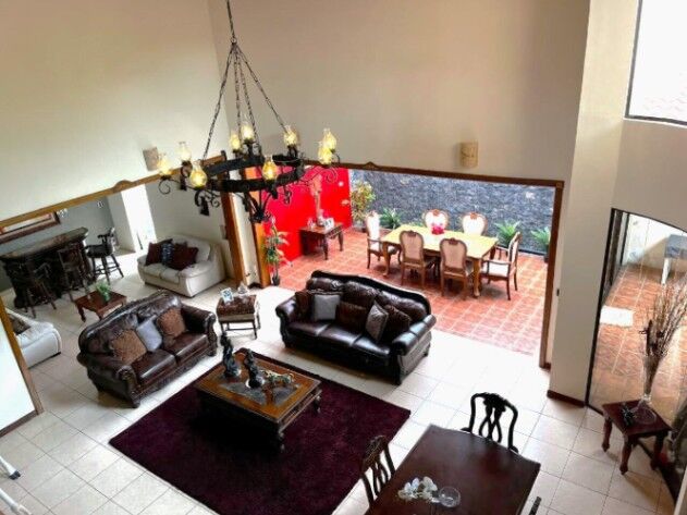 Se vende casa en Mercedes Heredia 26-267 en Mercedes, Heredia — $680,000