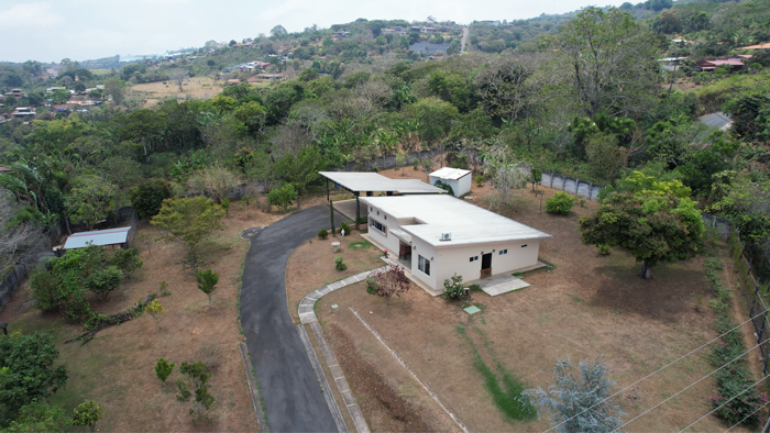 Casa en Venta Porozal de Naranjo en Naranjo, Alajuela — $390,000 - Foto 3 de 19