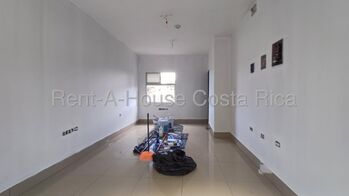 Alquiler de Local Comercial en Granadilla de Curridabat. RAH 26-1422 PRECIO REBAJADO en Granadilla, Curridabat, San José — $600 - Foto 4 de 6