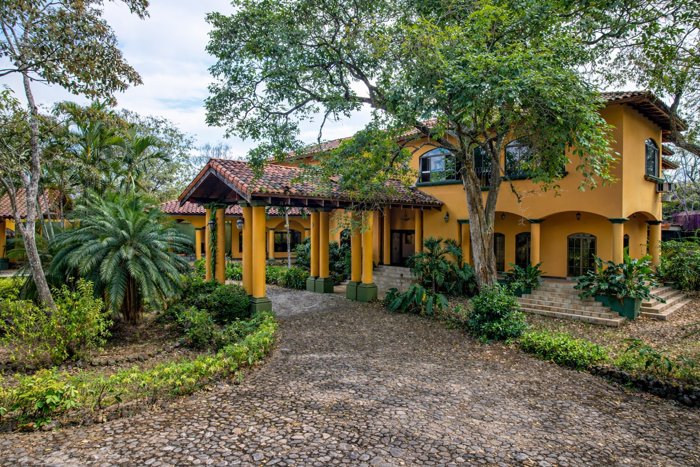 Luxury Colonial Estate For Sale In Atenas en Atenas, Alajuela — $1,500,000