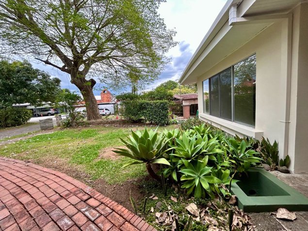 VENTA DE CASA, ESCAZÚ, SAN RAFAEL, LOS LAURELES in San Rafael, Escazú, San José — $526,500