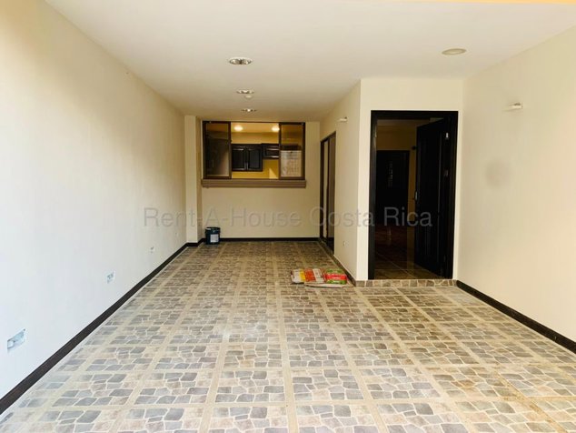 Venta de Casa con 2 Apartamentos en San Diego, La Unión. RAH 27-78 in San Diego, La Unión, Cartago — ₡ 137 000 000
