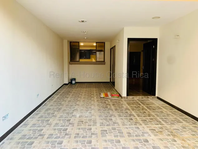 Venta de Casa con 2 Apartamentos en San Diego, La Unión. RAH 27-78 in San Diego, La Unión, Cartago — ₡ 137 000 000 - Photo 3 of 13