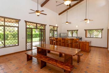 Hacienda de Lujo con Piscina y 18 Ha en Naranjito, Manuel Antonio en Naranjito, Quepos, Puntarenas — $1,499,000 - Foto 3 de 29