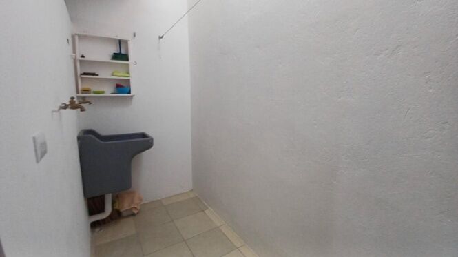 Venta de Hermosa Casa en Garabito-Jacó.  in Jacó, Garabito, Puntarenas — $116,000