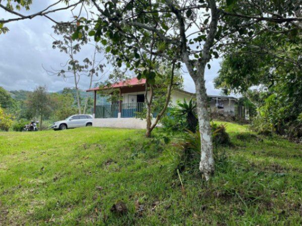 Venta de Quinta en Alvarado, Cartago.  in Cervantes, Alvarado, Cartago — ₡ 80 000 000