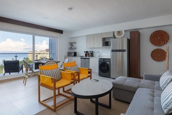 Modern Apartment For Sale Near The Beach In Jacó Costa Rica en Jacó, Garabito, Puntarenas — $280,000
