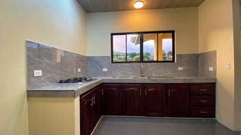 SE ALQUILA BELLA CASA EN SANTA EULALIA DE ATENAS.  en Santa Eulalia, Atenas, Alajuela — $1,000 - Foto 4 de 13