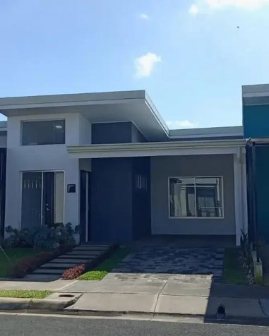 Hermosa casa en venta en Zaragoza de Palmares en Zaragoza, Palmares, Alajuela — 69 000 000 ₡ - Foto 1 de 9