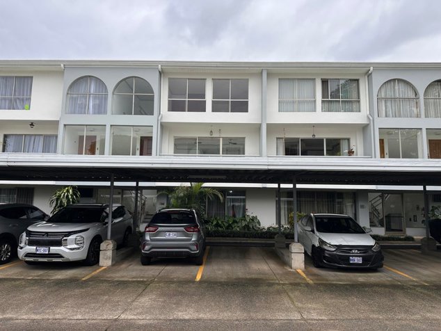 Venta de Apartamento en Tibás-Anselmo Llorente. RAH 27-52 en Anselmo Llorente, Tibás, San José — $199,000