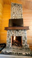 Chalet de Madera de Ciprés con Huerto Orgánico in San Isidro, El Guarco, Cartago — $300,000 - Photo 4 of 23