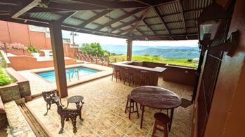 Casa en San Rafael de Santa Cruz, Turrialba en Santa Cruz, Turrialba, Cartago — $298,000 - Foto 4 de 9