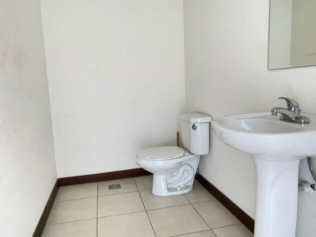 Alquiler de Oficina en Paseo Colón-San José. RAH 26-2175 in Merced, San José — $1,200