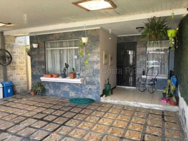 VENTA DE HERMOSA CASA EN LA GUÁCIMA DE ALAJUELA.  en Guácima, Alajuela — ₡ 67 500 000