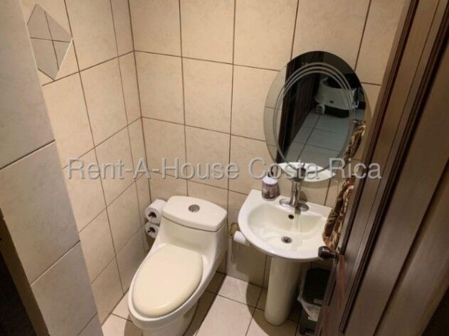 Venta de Casa en Vásquez Coronado-San Isidro. en San Isidro, Vázquez de Coronado, San José — $330,000