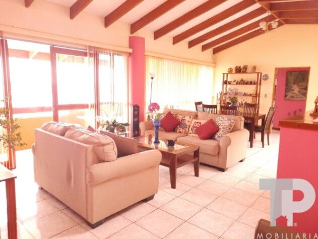 CASA SABANILLA MONTES DE OCA DISFRUTE ALREDEDOR DE LA CHIMENEA CON SU FAMILIA SCG35 in Sabanilla, Montes De Oca, San José — $299,000