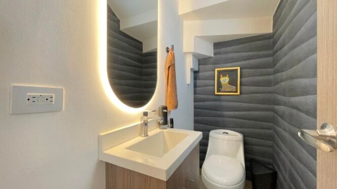 CASA EN VENTA , SAN ANTONIO ESCAZÚ $215000 COD#26-774 en San Antonio, Escazú, San José — $215,000
