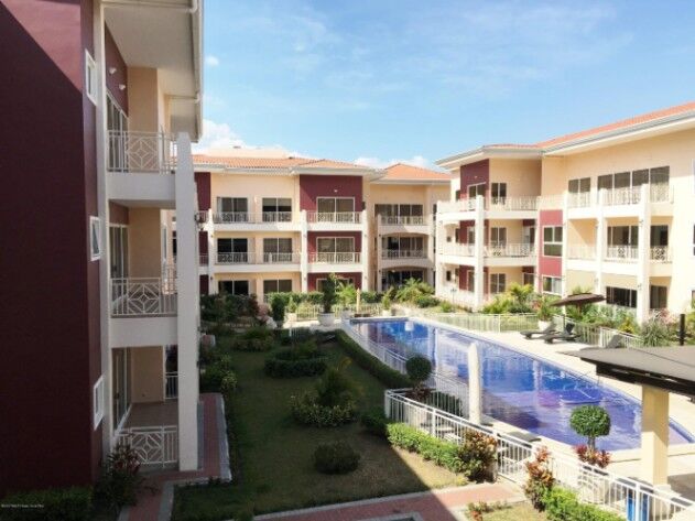 Venta de Practico Apartamento en Escazú / OFC en San Rafael, Escazú, San José — $290,000