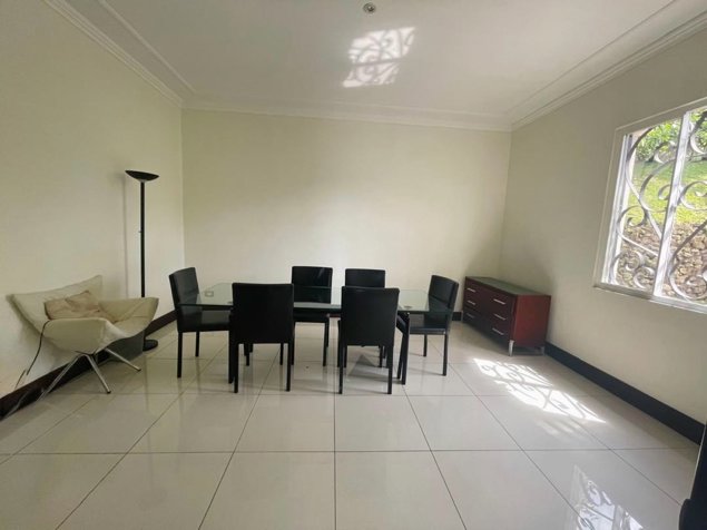 Spacious & Private Home in Ciudad Colón | Rent or Sale en Colón, Mora, San José — $3,500 - Foto 3 de 10