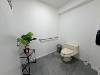 Local comercial en alquiler en Calle Blancos #26-1559 GS in Guadalupe, Goicoechea, San José — $900 - Photo 4 of 7