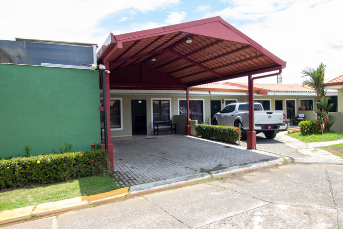 VENTA DE CASA EN CONDOMINIO, PUNTARENAS, GARABITO, JACO, COSTA RICA. en Puntarenas — $120,000 - Foto 3 de 23