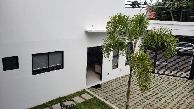 Alquilo lindo Apto Amueblado en San An tonio de Escazu in San Antonio, Escazú, San José — $1,200