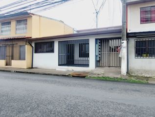 🏠🔥 LLORENTE DE FLORES 4 – 2 HABITACIONES Y SERVICIOS INCLUIDOS 🔥🏠 in Llorente, Flores, Heredia — 240 000 ₡ - Photo 3 of 11
