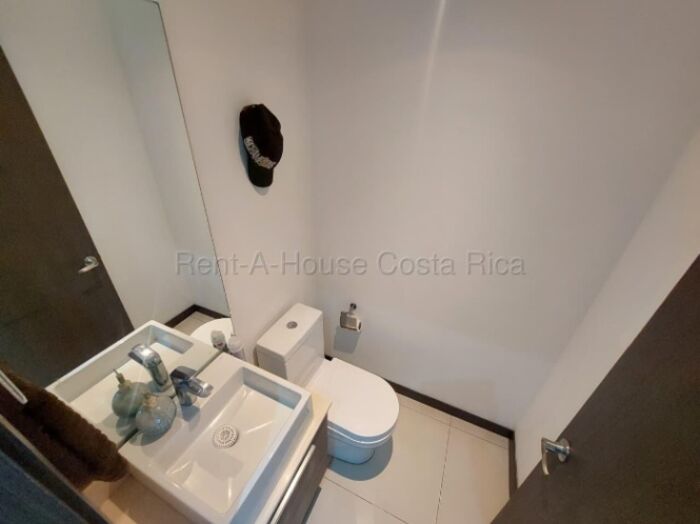 Alquiler de Casa en San Rafael de Escazú. RAH 26-1748 en San Rafael, Escazú, San José — $3,000