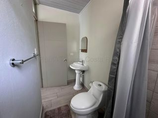 Apartamento en Alquiler en Colon, Mora in Colón, Mora, San José — $800 - Photo 5 of 11