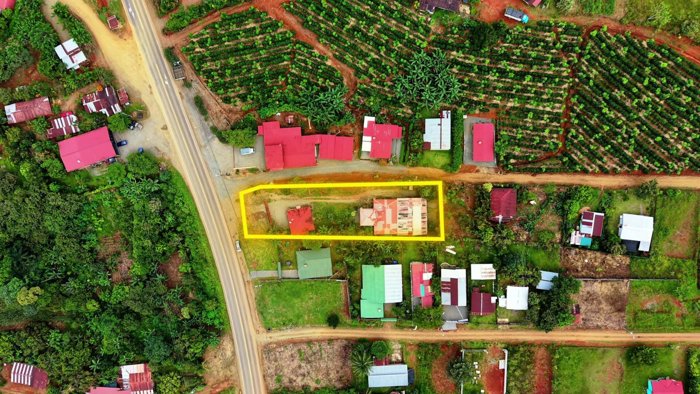 SE VENDE CASA DE ALTA CALIDAD EN LA ESPERANZA DE SAN PEDRO CON AMPLIO TERRENO en Cajón, Pérez Zeledón, San José — $99,000